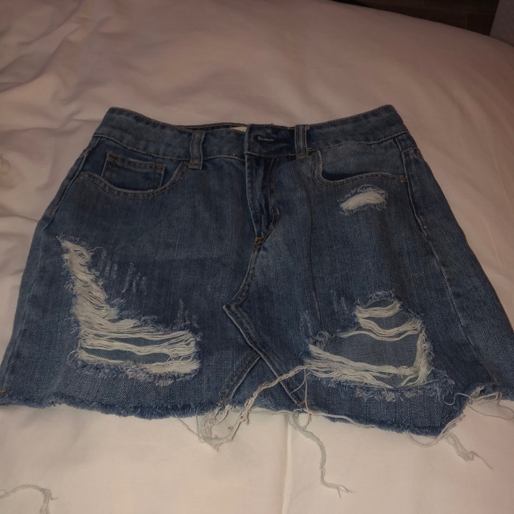 Pacsun distressed mini skirt